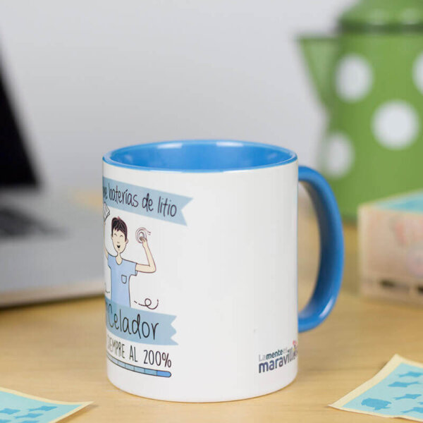 Taza No tiene baterías pero el celador está siempre al 200% - Imagen 2